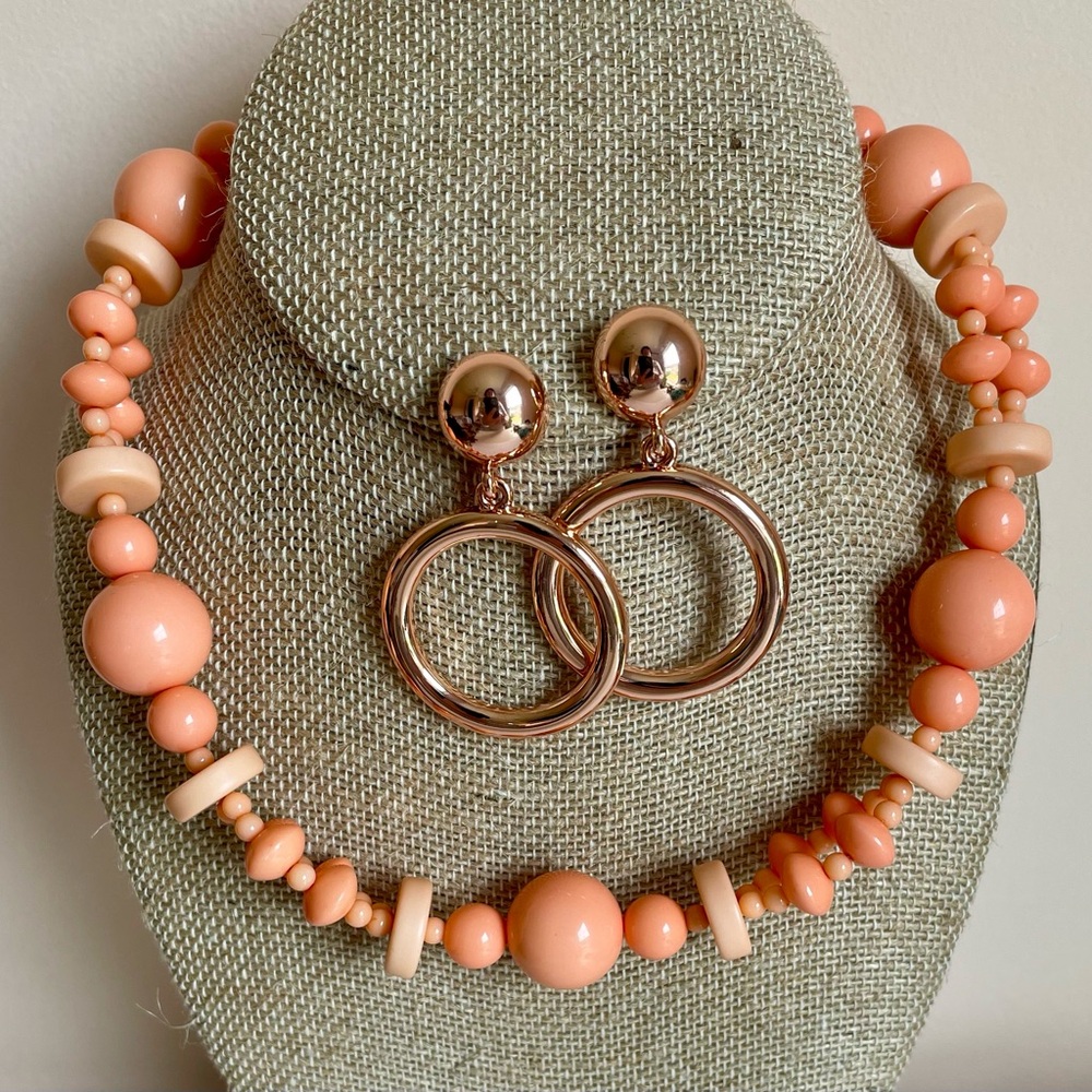 Vintage Joan Rivers Classics Collection Chunky Peach Resin Bead Necklace Y2K - Picture 5 of 5